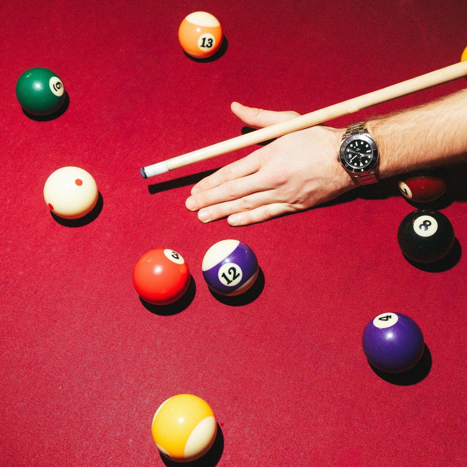 Pivot Black - Black & Gray Bezel